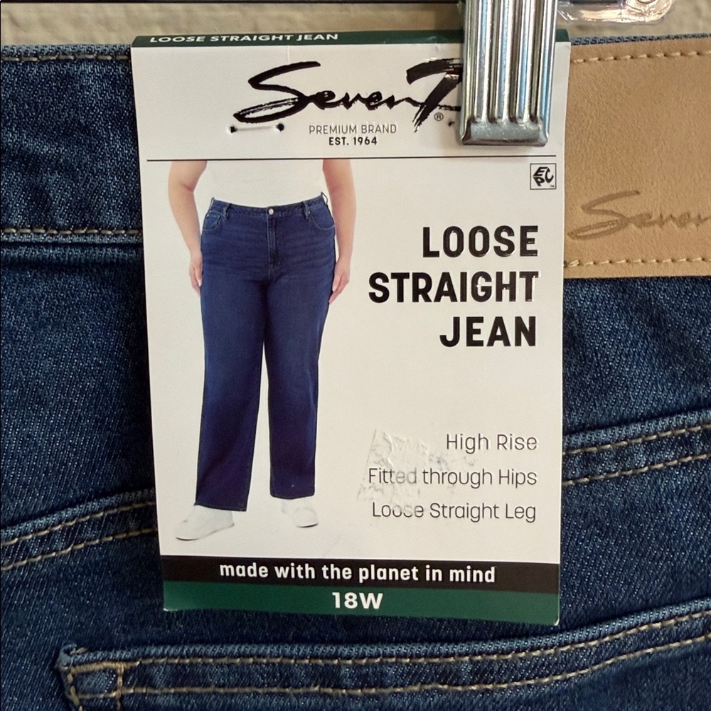 NWT Size 18W Seven7 Loose Straight Jean